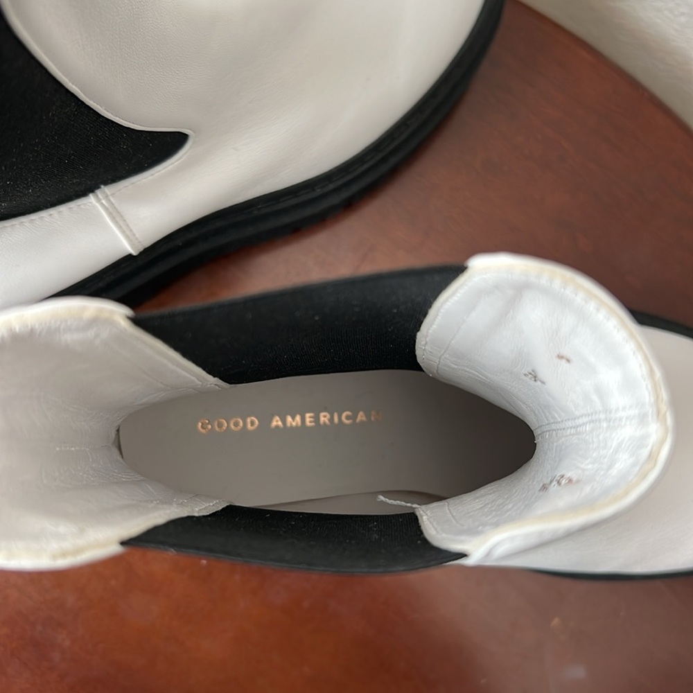 Good American Chelsea White and Black Chunky Lug Platform Boots Size 5 - Picture 9 of 13